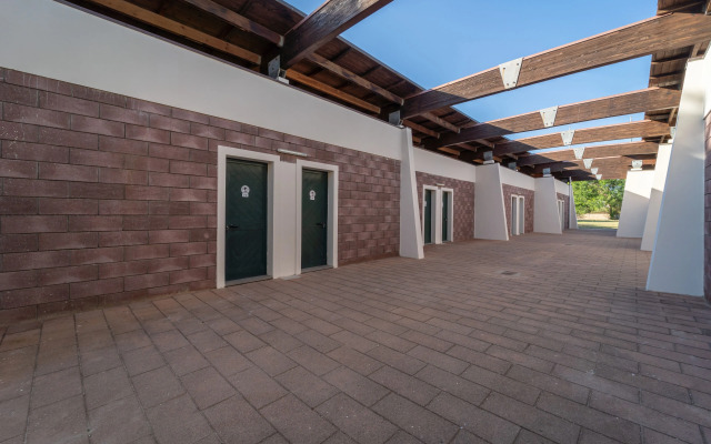 La Meta Sporting Rooms