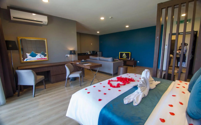 Goldenbay Hotel
