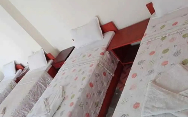 Hotel Sisters Home