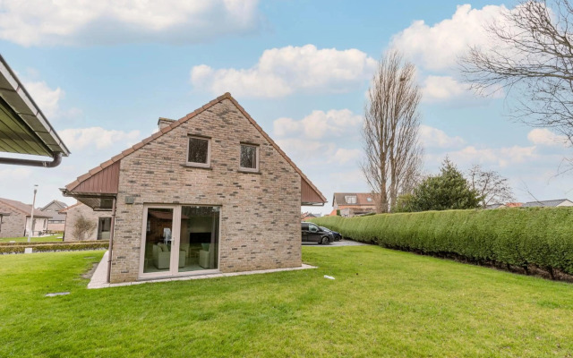 Family House de Strandjutter Westende 8 Persons