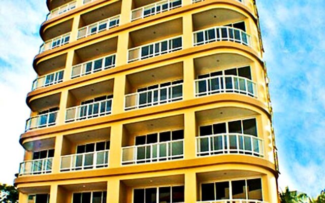 Nova Gold Hotel вид на фасад