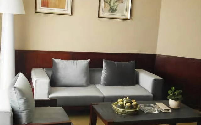 Yixin International Hotel