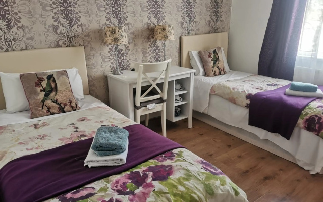 Adams Guest House