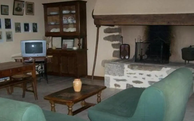 Gîte Moulins-le-Carbonnel, 3 pièces, 6 personnes - FR-1-410-153