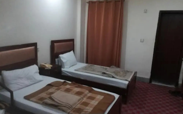 Hotel Alpine Faizabad