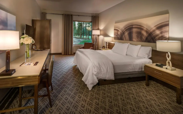 The Lodge At Nakoma
