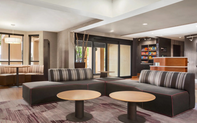 Courtyard by Marriott Springfield
