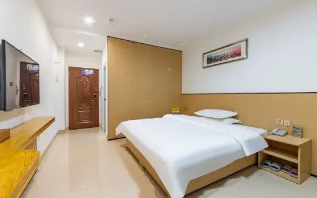 Huiyue Fashion Apartment