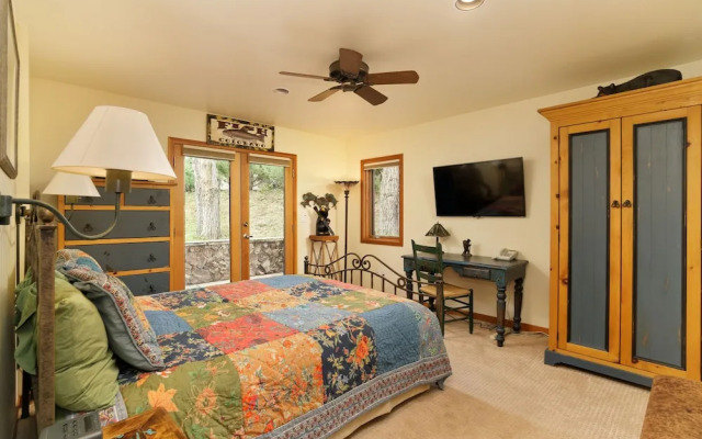 23 Colt Cir (203159-1806) - 4 Br Home