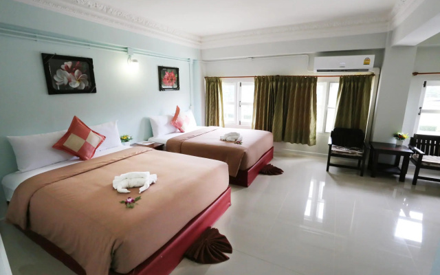 Anchalee Resort