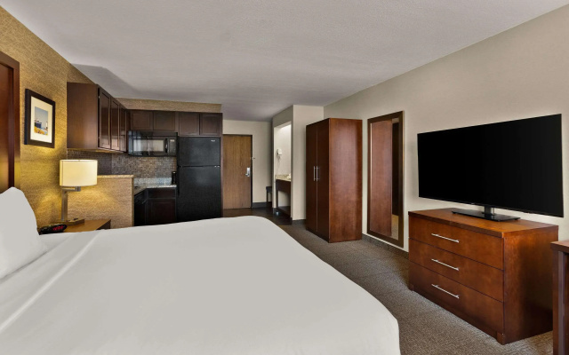 Comfort Inn & Suites Ludington near US-10