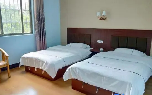 Shengying Hotel (Wenshan Everbright Plaza Branch)