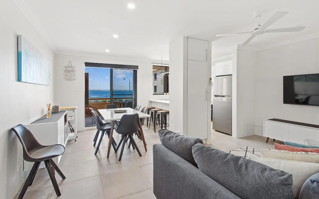 Bay Village, Unit 11/47 Shoal Bay Road