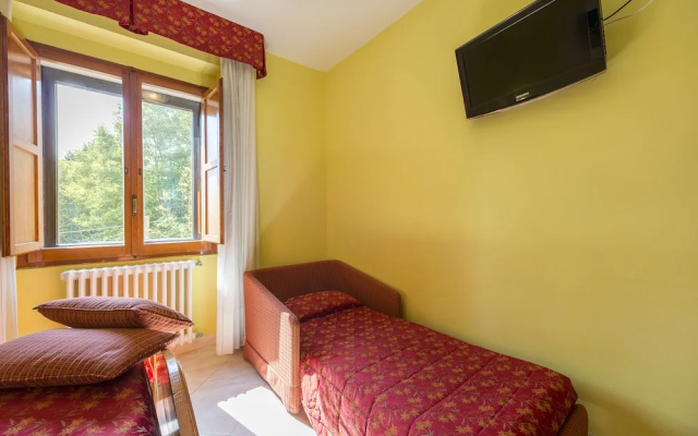 Hotel Iris