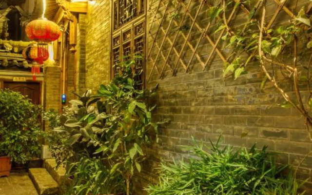 Guyuexuan Garden Inn (Dayan Ancient Town Mufu)
