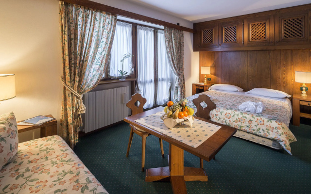 Lajadira Hotel & Spa