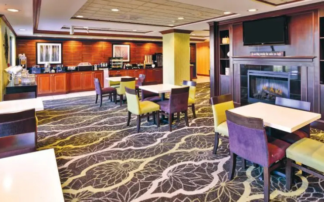 Fairfield Inn & Suites Coventry