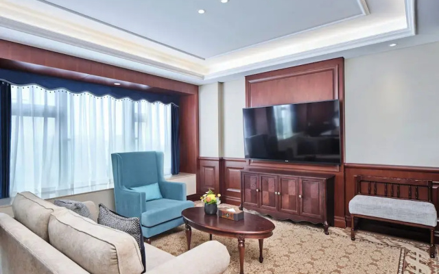 Shenzhen Guangming CIMC Executive Hotel