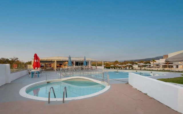 Varvaras Diamond Hotel