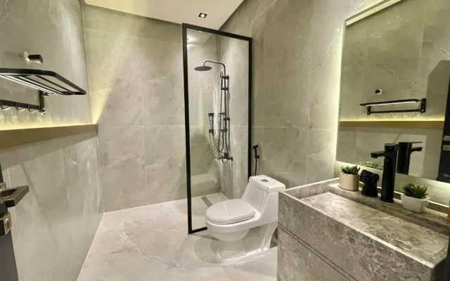 MODERN LUXURY-2Br-5