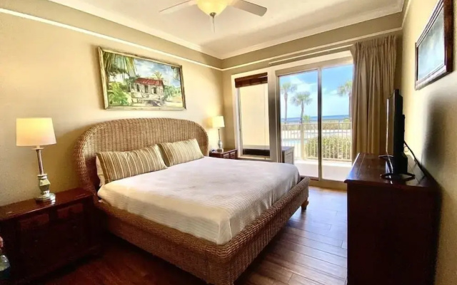 Wonderful Tropical Condo with Beach and Fitness Center Access - Unit 0102 by RedAwning