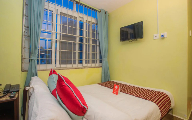 OYO 163 Hotel Arhant Inn