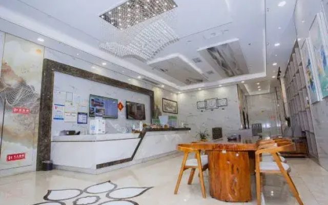 Leiketai Theme Boutique Hotel (Feidong Pazhou Central Plaza)
