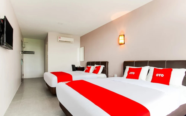 988 Hotel by OYO Rooms