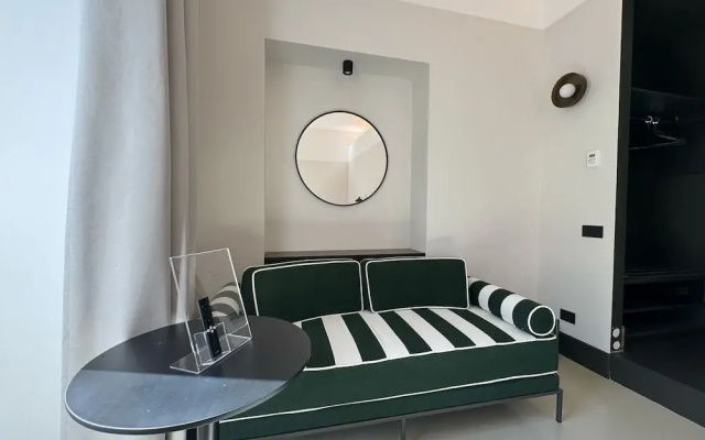 Adaram Suites