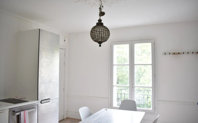 Flat on Quai de Valmy