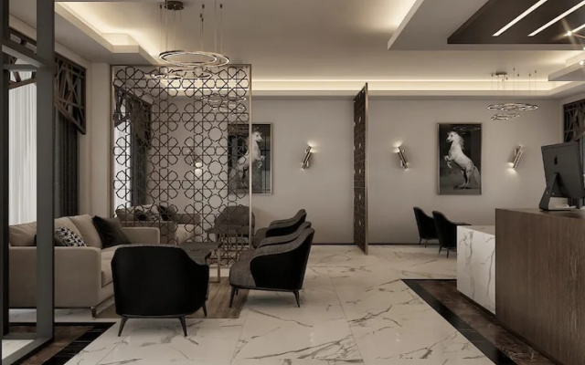 Royal Vista Hotel