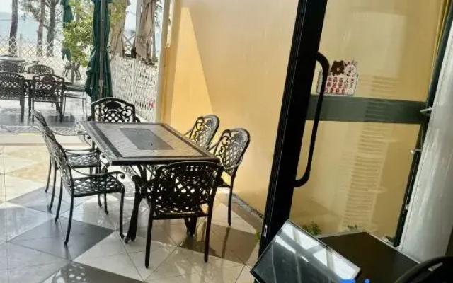 Yihai Homestay