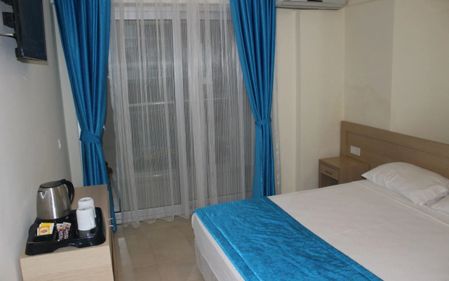 Berry Bella Hotel