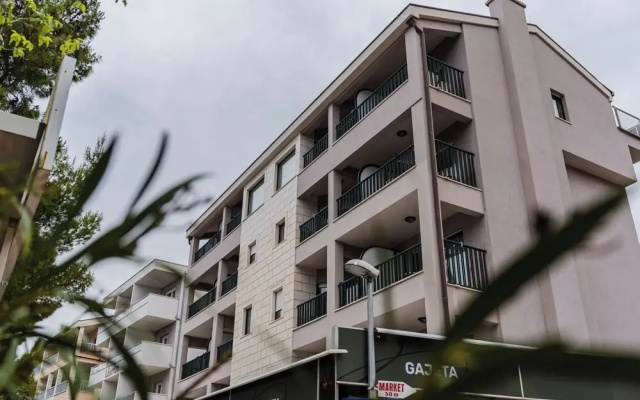 Amazing Lucija apartments-sea view