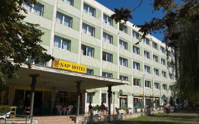 Hotel Nap вид на фасад