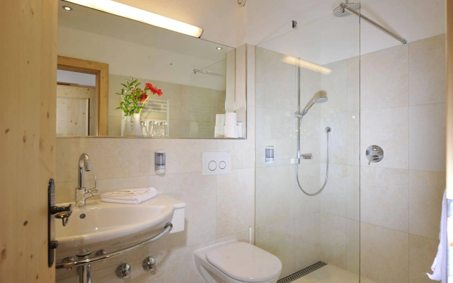 Hotel Serles