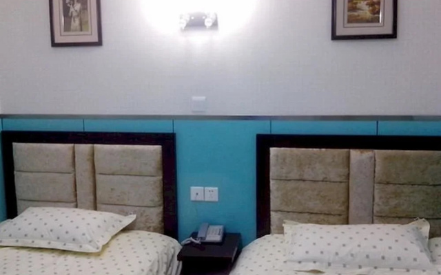 Suzhou V8 Fashion Guesthouse