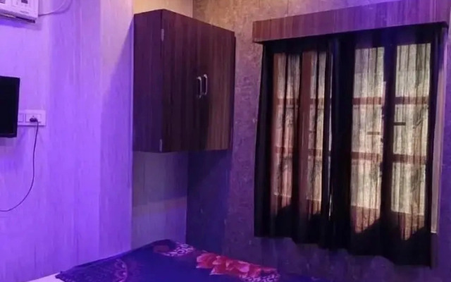 Shiv Kashi Paying Guest House