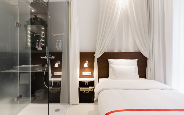 Ruby Rosi Hotel Munich