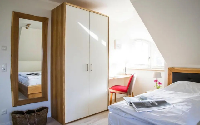 Reetdachhaus am Bodden mit Sauna