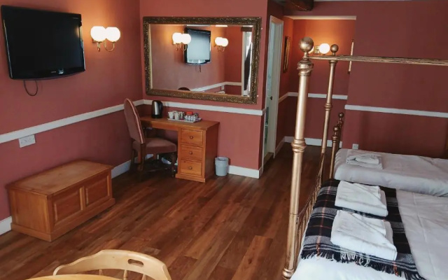 George Hotel