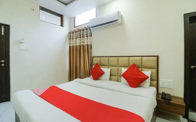 Hotel Adarsh by OYO Rooms