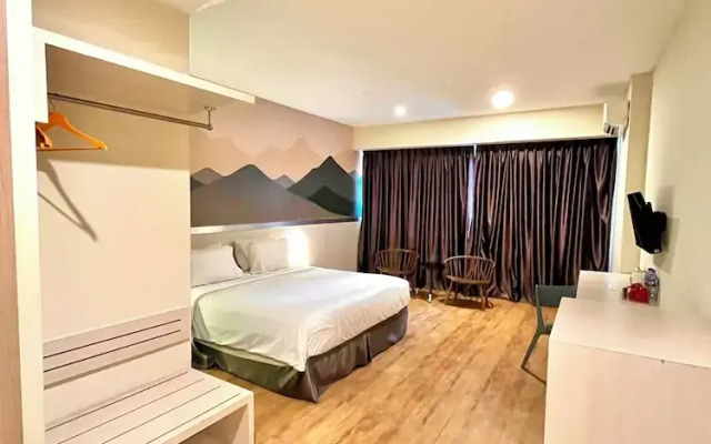 Serra Hotel Batam