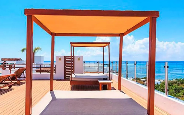 Casa del Mar 114 by PRP