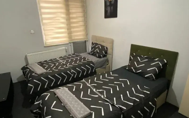 Lavi̇nya Apart Otel