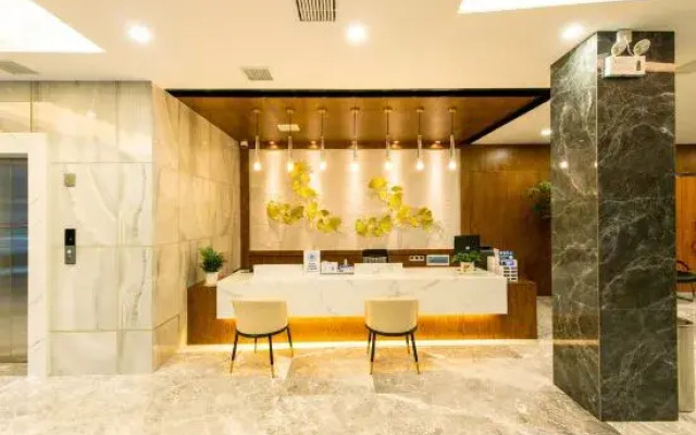 Kaili Xinshishang Hotel
