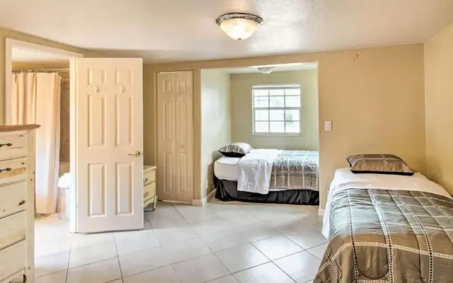 Quiet House on WPB
