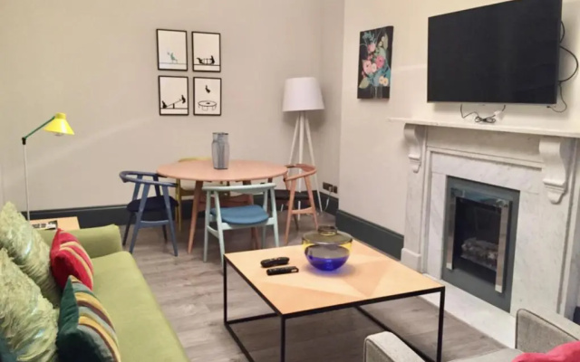 Beautiful 1 Bedroom Apartment Ovington Square