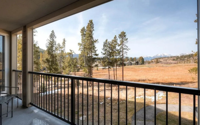 Pines 2117