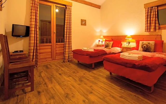 Chalet Cœur des Brévières by Chalet Chardons